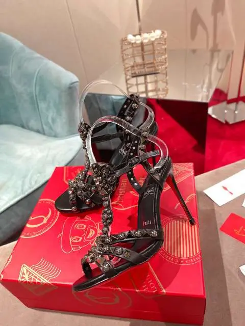 High Quality Replica Christian Louboutin shoes for Women