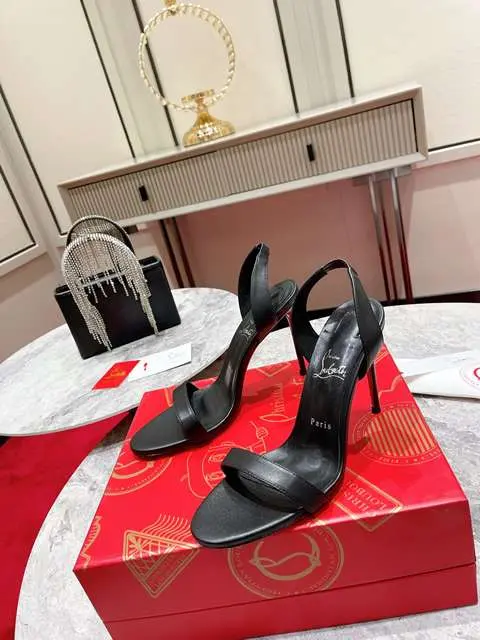 High Quality Replica Christian Louboutin shoes for Women