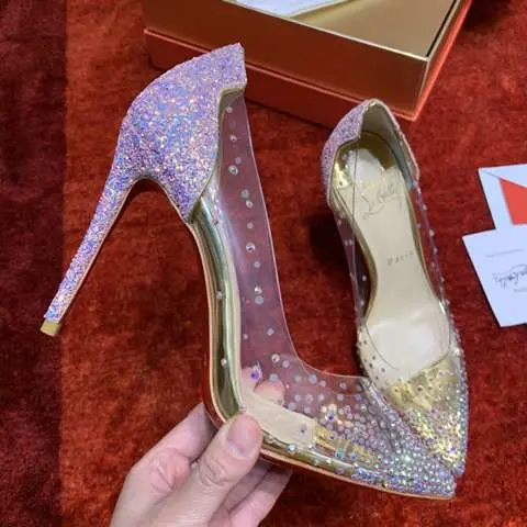 High Quality Replica Christian Louboutin shoes for Women