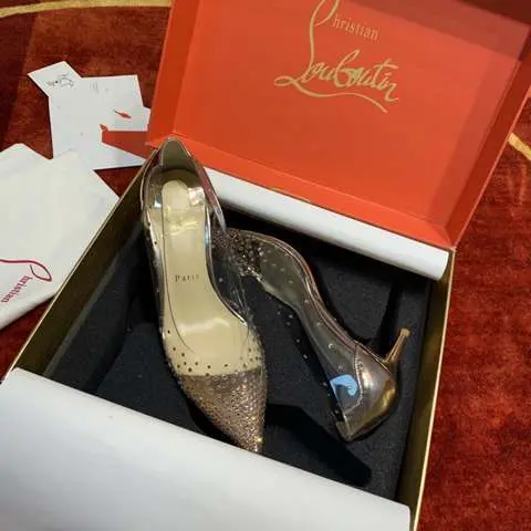 High Quality Replica Christian Louboutin shoes for Women