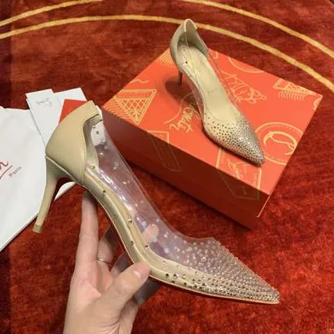 High Quality Replica Christian Louboutin shoes for Women