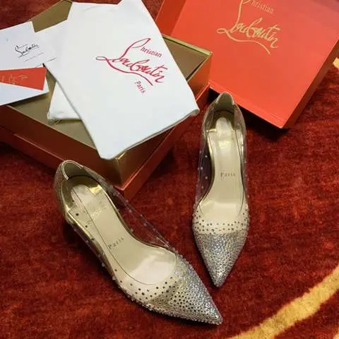 High Quality Replica Christian Louboutin shoes for Women
