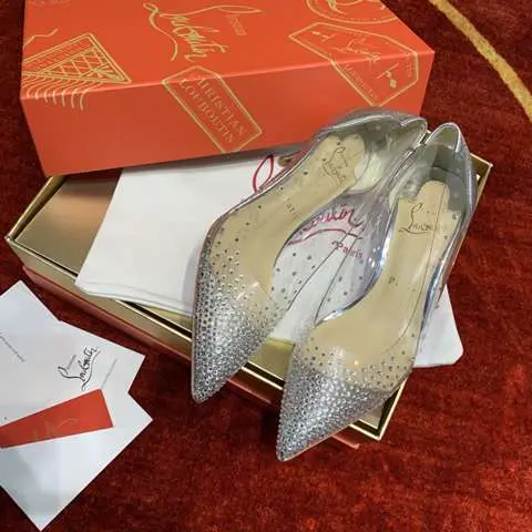 High Quality Replica Christian Louboutin shoes for Women