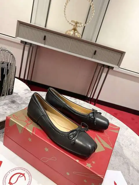 High Quality Replica Christian Louboutin shoes for Women