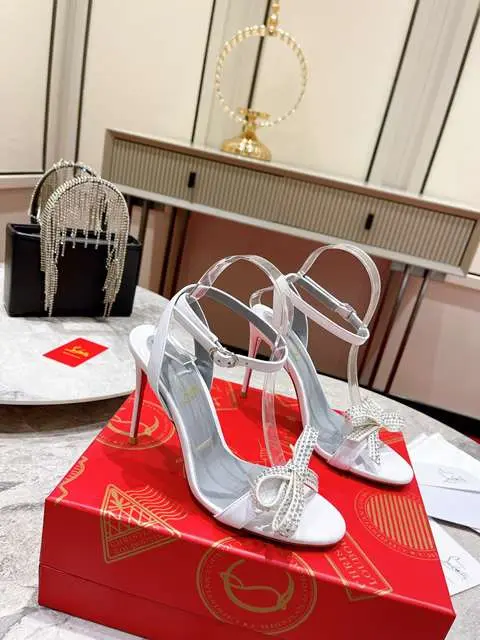 High Quality Replica Christian Louboutin shoes for Women