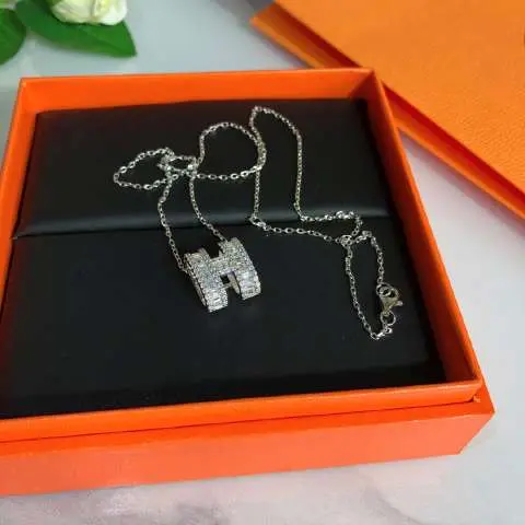Replica Hermes Necklaces