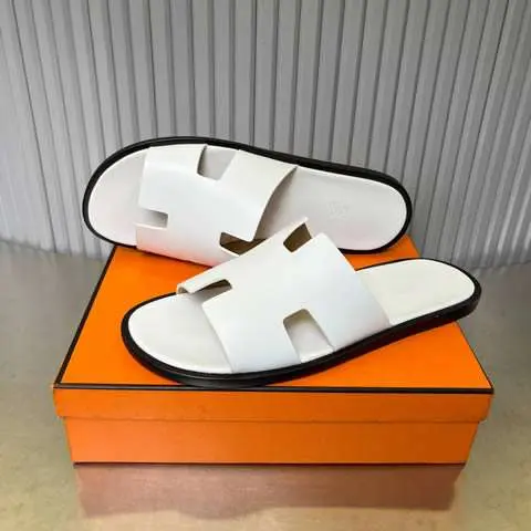Replica High Quality Hermes Slipper for Men 