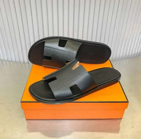 Replica High Quality Hermes Slipper for Men 