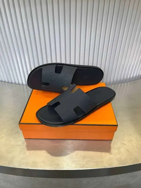 Replica High Quality Hermes Slipper for Men 