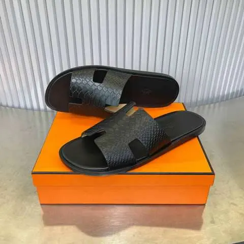Replica High Quality Hermes Slipper for Men 