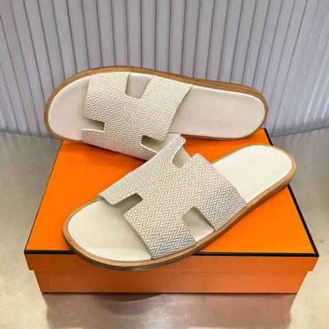 Replica High Quality Hermes Slipper for Men 