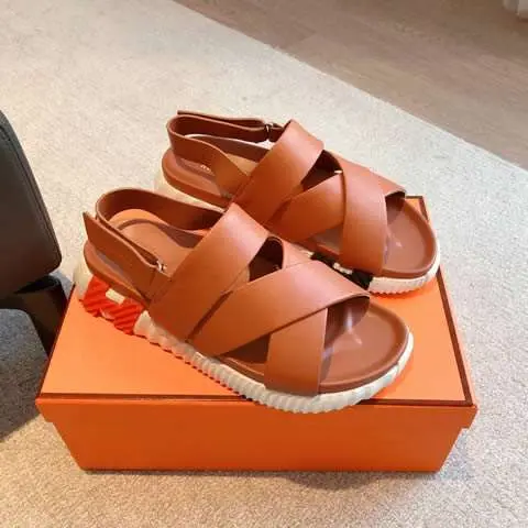 Replica High Quality Hermes Slipper for Men 