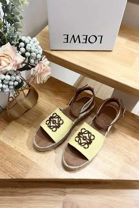 High Quality Replica LOEWE Shoes for Wowen