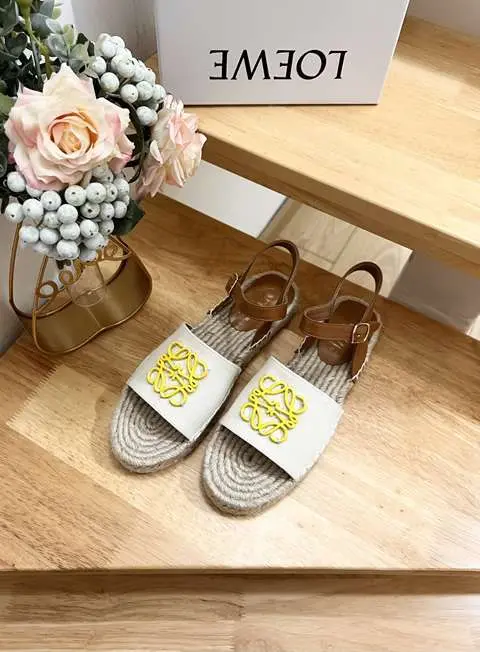High Quality Replica LOEWE Shoes for Wowen