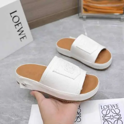 High Quality Replica LOEWE Shoes for Wowen