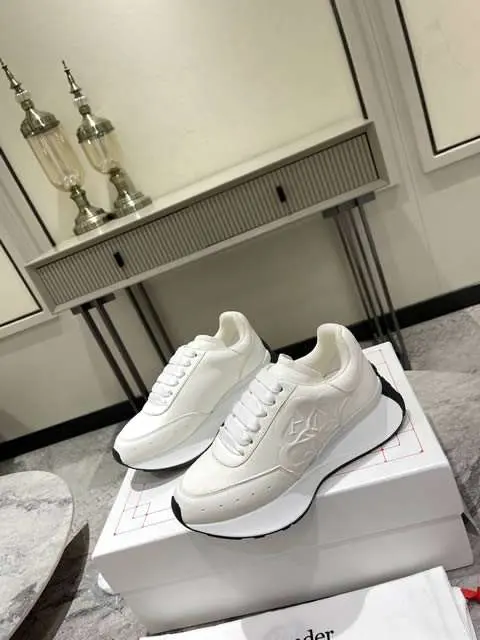 Replica High Quality McQueen Shoes For Men