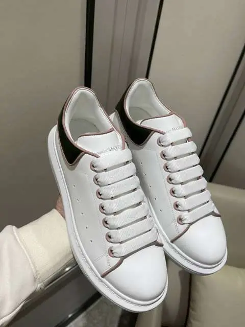 Replica High Quality McQueen Shoes For Men