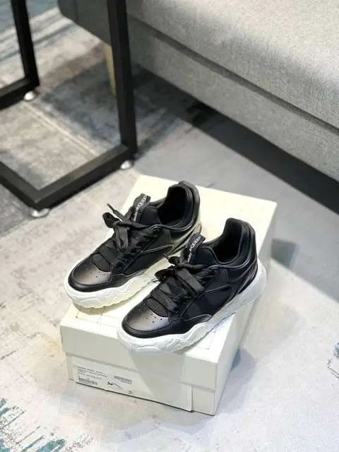 Replica High Quality McQueen Shoes For Men