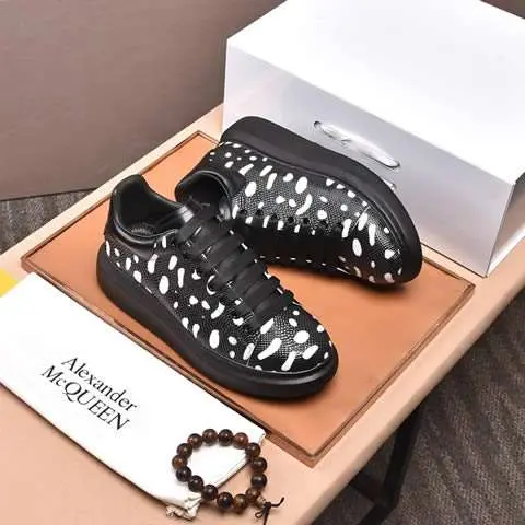 Replica High Quality McQueen Shoes For Men