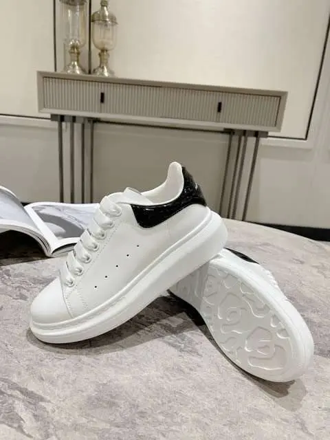 Replica High Quality McQueen Shoes For Men
