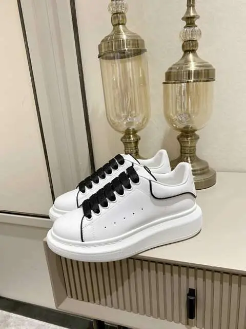Replica McQueen Womens Shoes