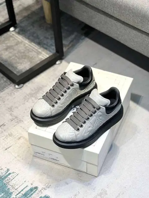 Replica McQueen Womens Shoes
