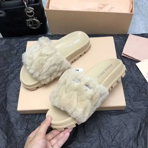 High Quality Replica Miumiu shoes for Women