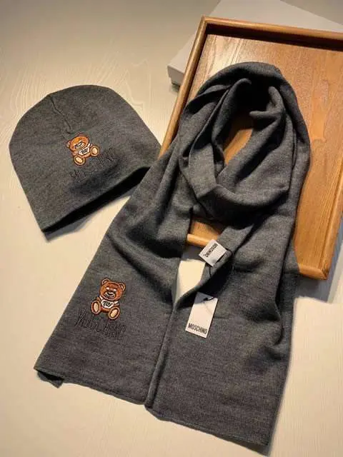 Replica Moschino Cap