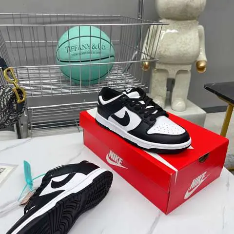 High Quality Replica Nike shoes for Women