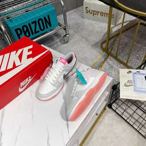 High Quality Replica Nike shoes for Women