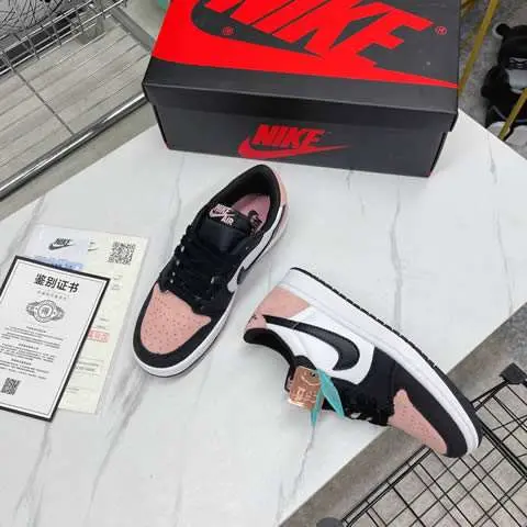 High Quality Replica Nike shoes for Women