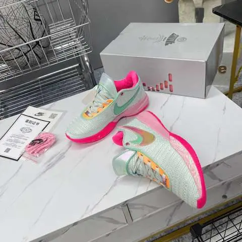 High Quality Replica Nike shoes for Women