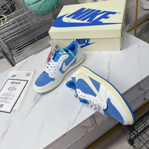 High Quality Replica Nike shoes for Women