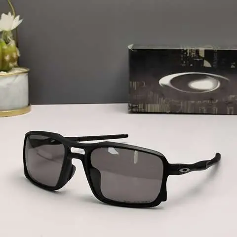 High Quality 1:1 copied Replica  Oakley Sunglasses