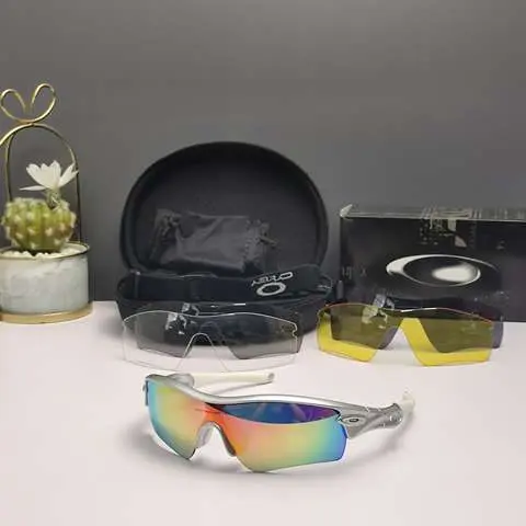 High Quality 1:1 copied Replica  Oakley Sunglasses