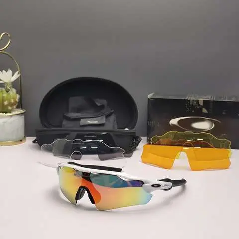 High Quality 1:1 copied Replica  Oakley Sunglasses