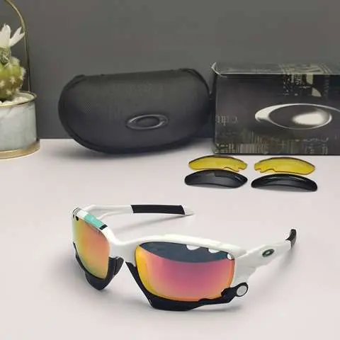 High Quality 1:1 copied Replica  Oakley Sunglasses