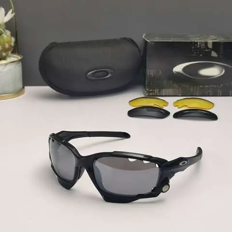 High Quality 1:1 copied Replica  Oakley Sunglasses
