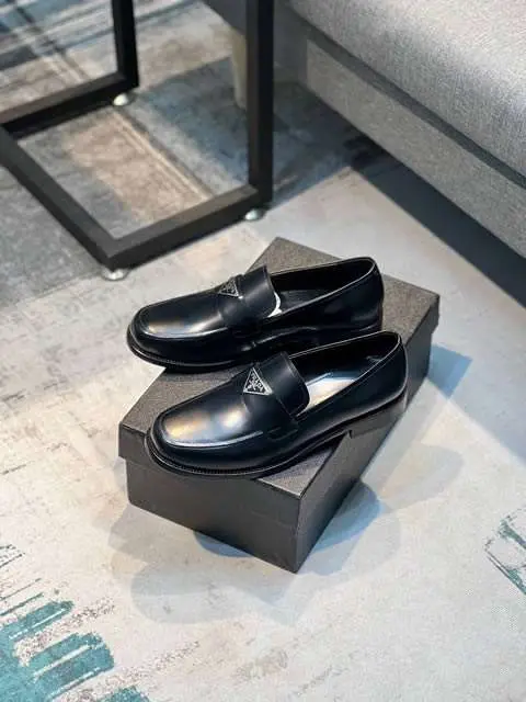 Replica High Quality Prada Leather Shoes For Men
