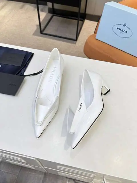 High Quality Replica Prada Shoes for Women