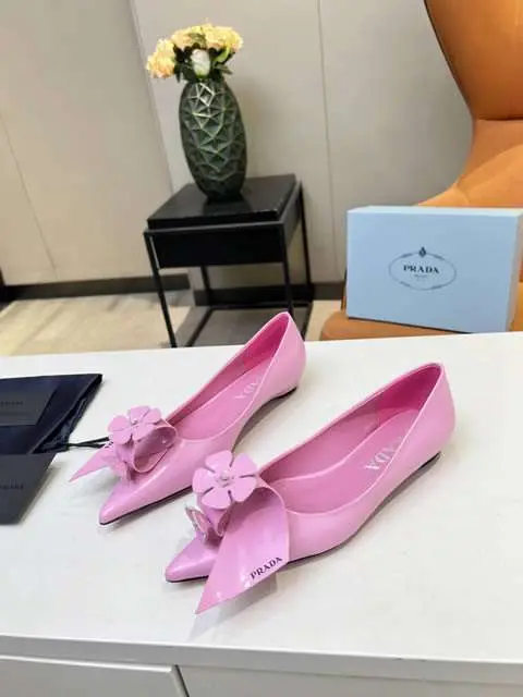High Quality Replica Prada Shoes for Women