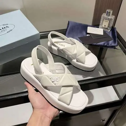 High Quality Replica Prada Shoes for Women