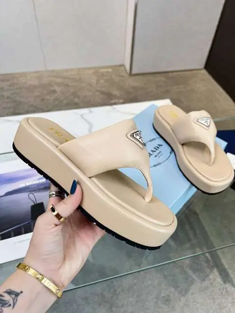 High Quality Replica Prada Shoes for Women