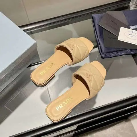 High Quality Replica Prada Shoes for Women
