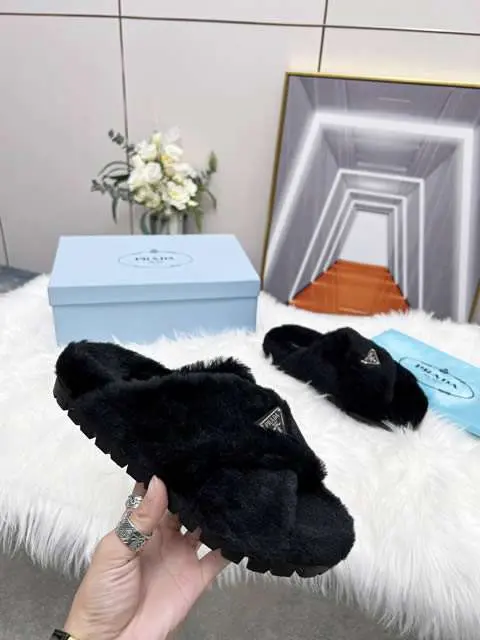 High Quality Replica Prada Shoes for Women