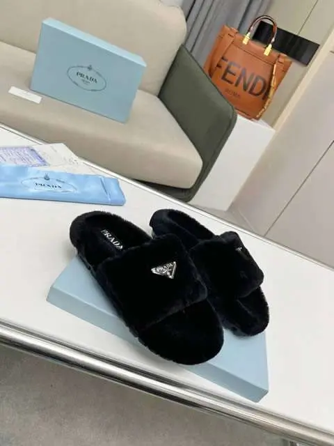 High Quality Replica Prada Shoes for Women