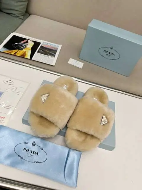 High Quality Replica Prada Shoes for Women