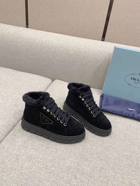 High Quality Replica Prada Shoes for Women