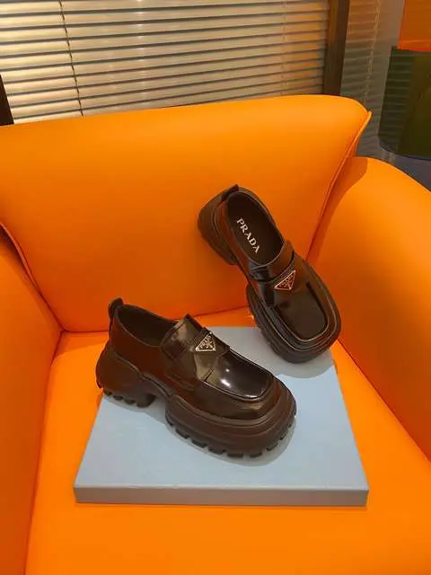 High Quality Replica Prada Shoes for Women