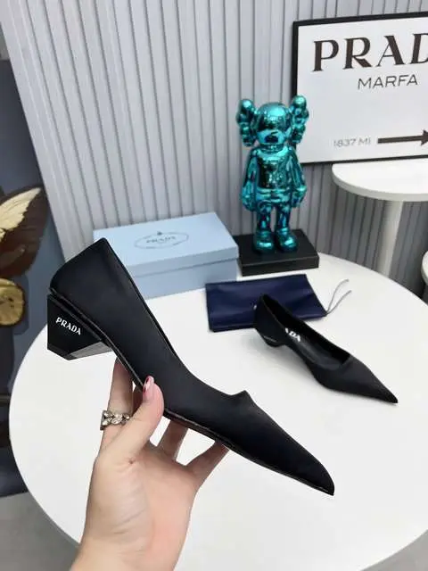 High Quality Replica Prada Shoes for Women